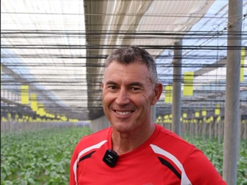 Entrevistamos a Juan Checas, agricultor en Adra