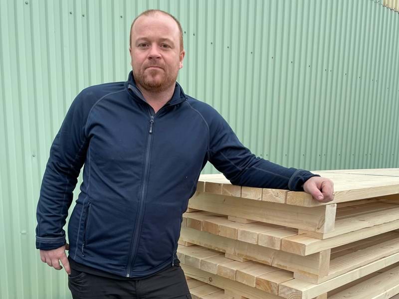 Material supplier, David Johansson